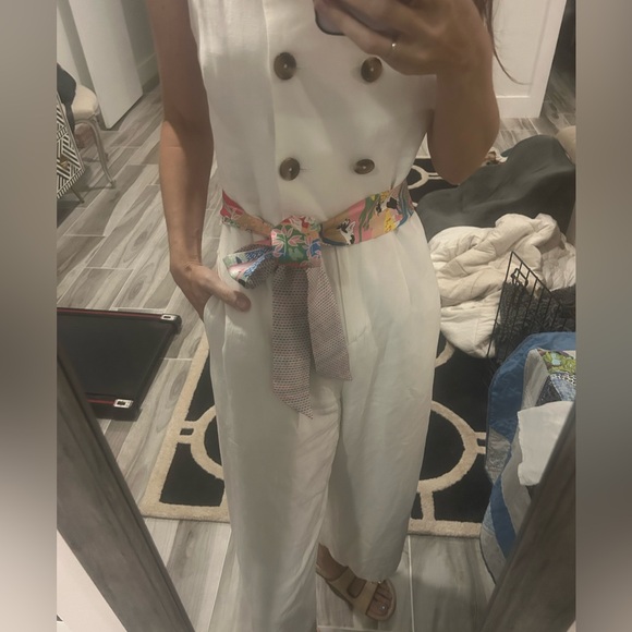 Gal Meets Glam White Linen Jumpsuit with Wide-Leg Fit - Picture 6 of 11